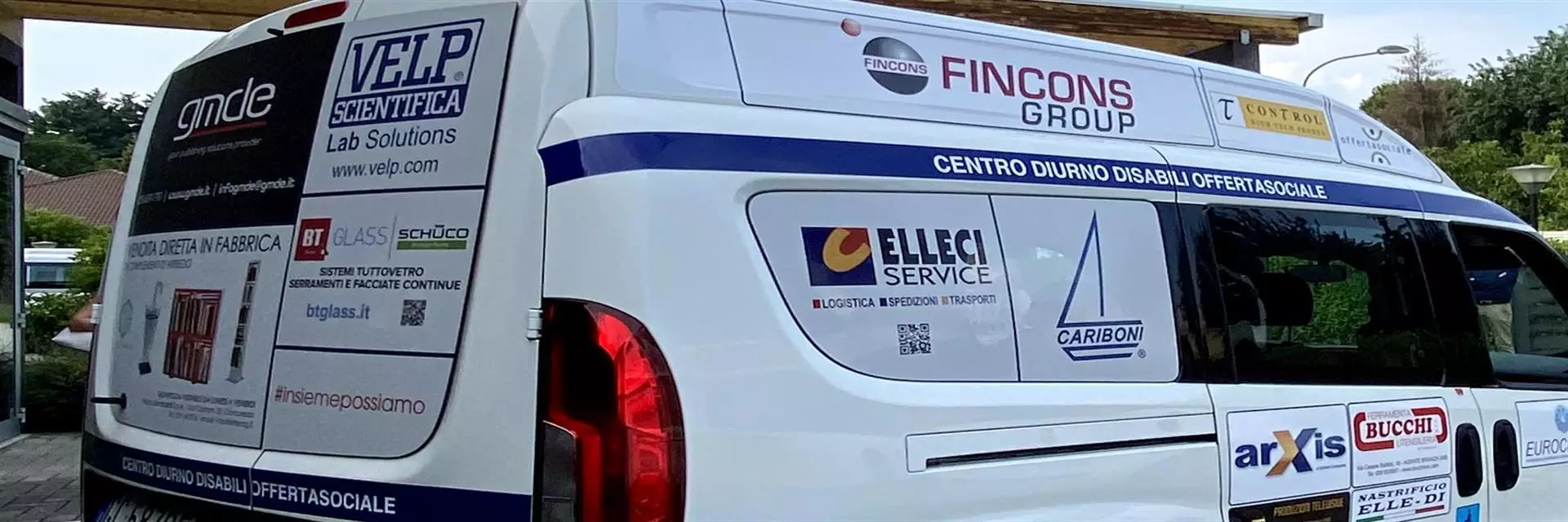 DEN HELFERN HELFEN
